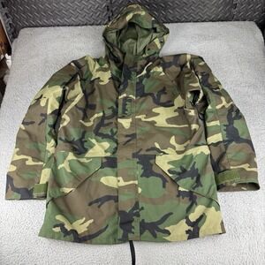 US Military ECWCS Parka Men's Size Lg Cold Weather Hooded Field Jacket Outerwear